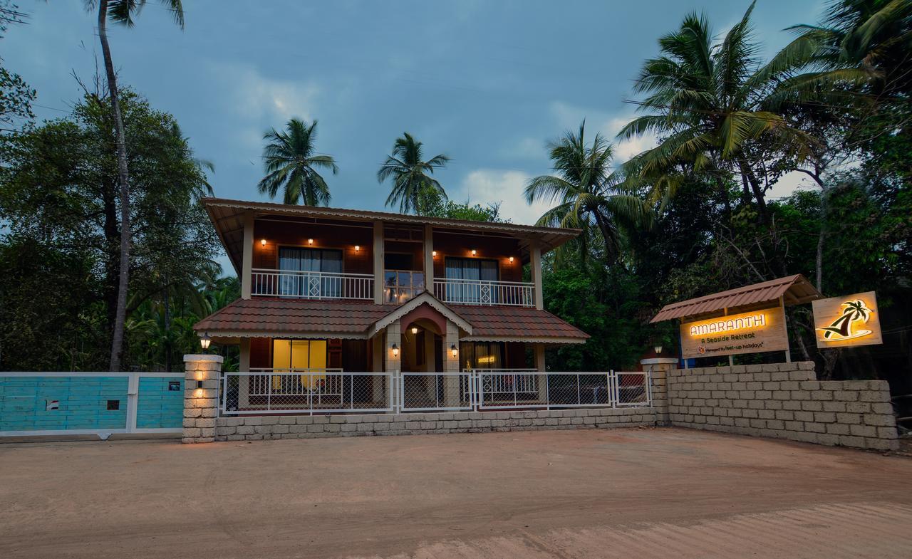 Feet Up Amaranth Resort Dāpoli Exterior foto